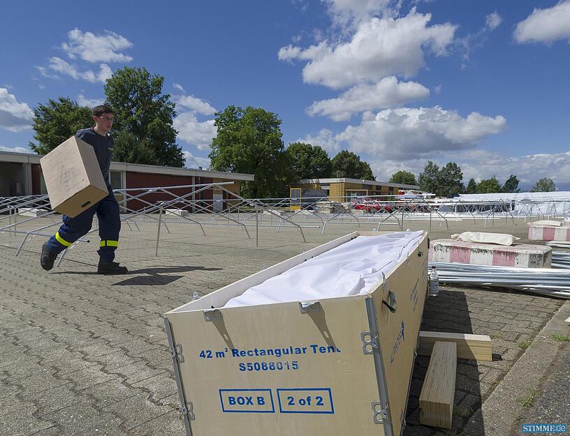 Notunterkunft für Flüchtlinge in Neuenstadt