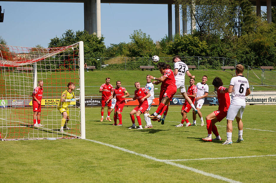 Fu&szlig;ball-Oberliga  FSV Hollenbach - TSG Backnang