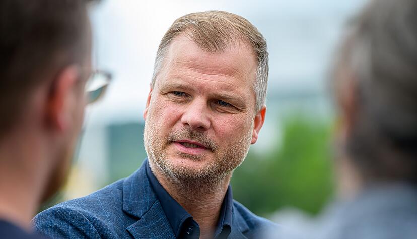Bearbeitet derzeit viele Transfer-Baustellen: VfB-Sportvorstand Fabian Wohlgemuth.