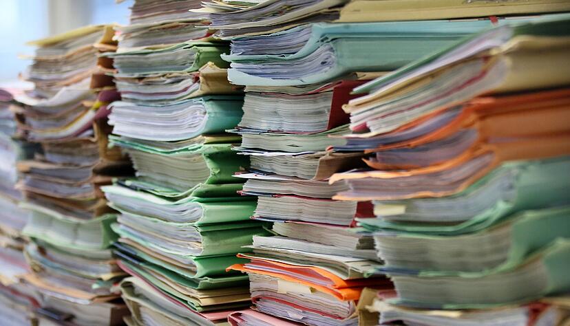 Sch&auml;tzungen zufolge werden nur etwa ein bis drei Prozent aller in Deutschland gesprochenen Gerichtsurteile der &Ouml;ffentlichkeit zug&auml;nglich gemacht. (Symbolbild)