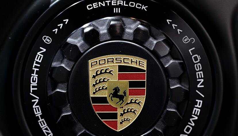 Der Sportwagenbauer Porsche hat 2024 weniger Autos verkauft als zuvor. (Archivbild) Der Sportwagenbauer Porsche hat 2024 weniger Autos verkauft als zuvor. (Archivbild)