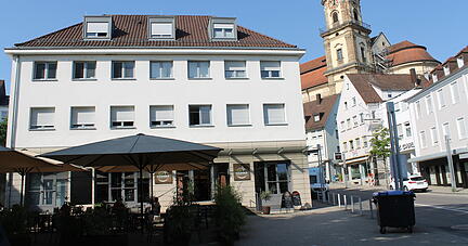 In Neckarsulm hat sich im Sanierungsgebiet das Stadtbild gewandelt: hier der Eingang zur Marktstra&szlig;e nach der Sanierung.
