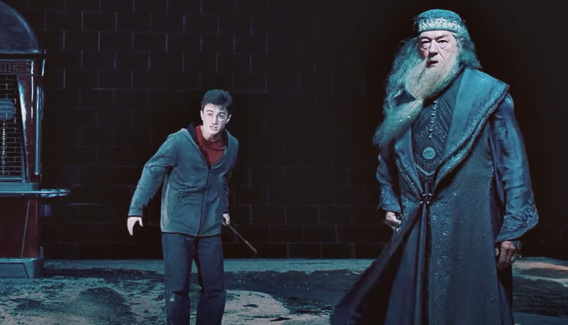 Michael Gambon (rechts) wurde vor allem durch seine Rolle als Professor Dumbledore in mehreren &laquo;Harry Potter&raquo;-Filmen bekannt.