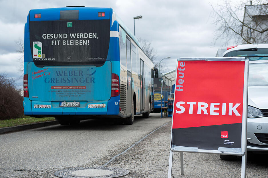 Verdi-Streik im Bus-Depot