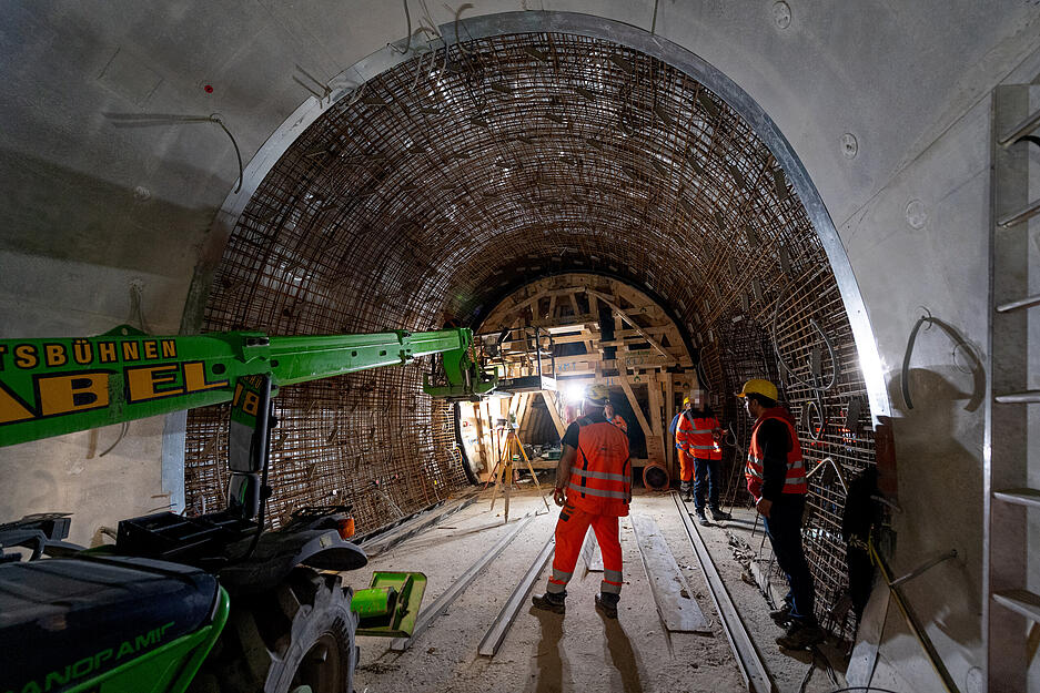 Längst hat der Fluchtstollen mit 431 Metern seine endgültige Länge erreicht.