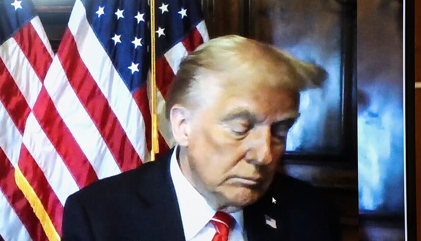 Trump beklagte, er sei «sehr unfair» behandelt worden. Trump beklagte, er sei «sehr unfair» behandelt worden.