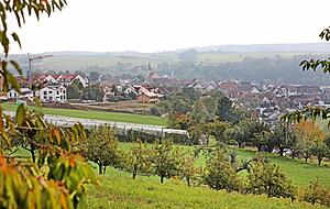 Hardthausen w&auml;chst immer weiter. Auch in Kochersteinsfeld wird flei&szlig;ig gebaut. Foto: Ralf Seidel