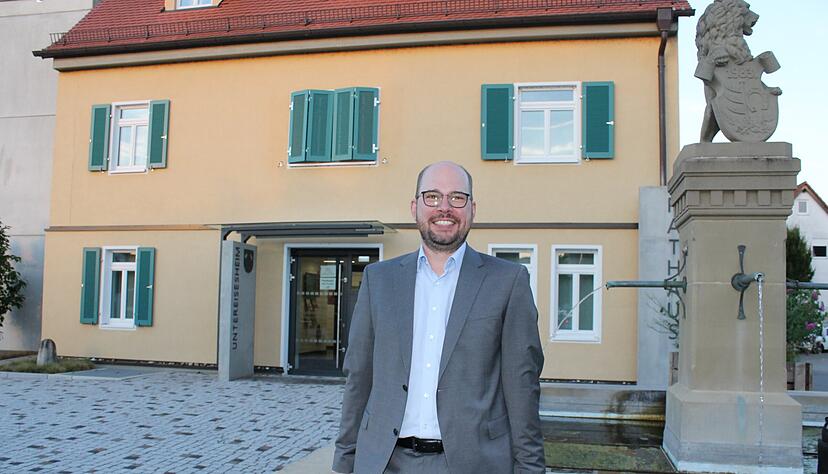 Christian Tretow fängt Mitte September als Bürgermeister in Untereisesheim an. Verpflichtet wird er am 21. September in der Frankenhalle. Foto: Simon Gajer