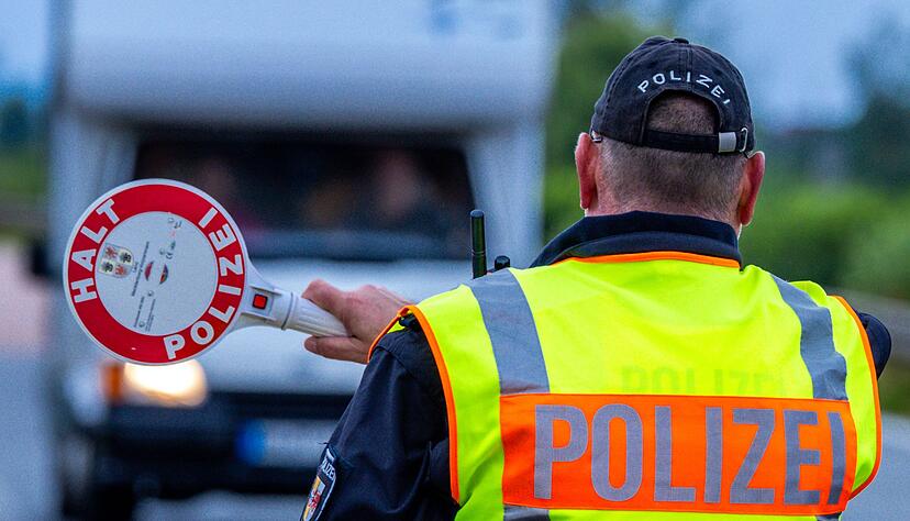 Hart aber gerecht: Punkte in Flensburg sollen f&uuml;r mehr Sicherheit im Stra&szlig;enverkehr sorgen. (Archivbild)