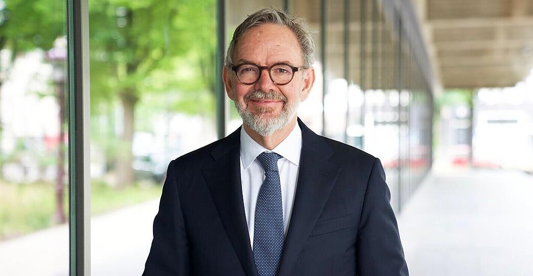 Der niederl&auml;ndische Zentralbankchef Steven Maijoor will die Abh&auml;ngigkeit von au&szlig;ereurop&auml;ischen Cloud-Dienstleistern verringern.