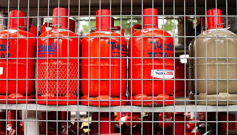 Laut Branchenvertretern wird Flüssiggas aus Propan und Butan in Deutschland keine Mangelware. Laut Branchenvertretern wird Flüssiggas aus Propan und Butan in Deutschland keine Mangelware.