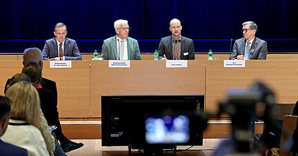 Kretschmann und Wissing besuchen KI-Innovationspark