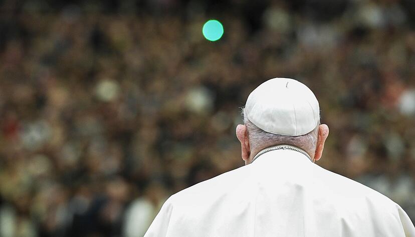 Papst Franziskus &auml;u&szlig;ert Sorge &uuml;ber einen neuen Weltkrieg.