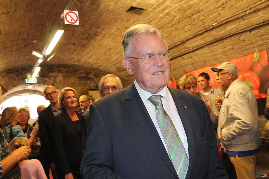 Erwin Teufel er&ouml;ffnet letzte Blumenschau auf der Laga