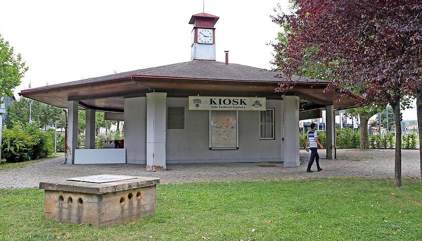 Noch steht er leer: Die Mitternachtsmission der Diakonie will den ehemaligen Kiosk zum Treff f&uuml;r Kinder von Fl&uuml;chtlingen und Obdachlosen umbauen.Foto: Andreas Veigel