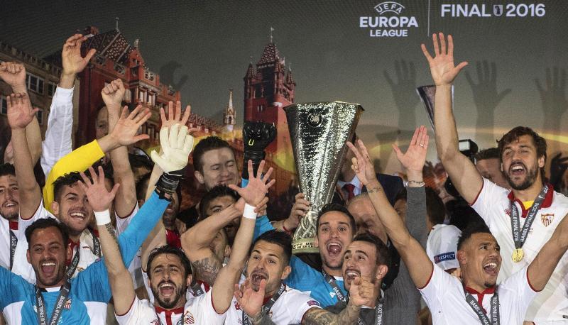 Mit Sevilla feiert erneut eine spanische Mannschaft einen europäischen Titel. Foto: Georgios Kefalas