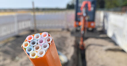 Glasfaserkabel ermöglichen grenzenloses Surfen im Netz sowie TV in höchster Auflösung. Foto: dpa Glasfaserkabel ermöglichen grenzenloses Surfen im Netz sowie TV in höchster Auflösung. Foto: dpa