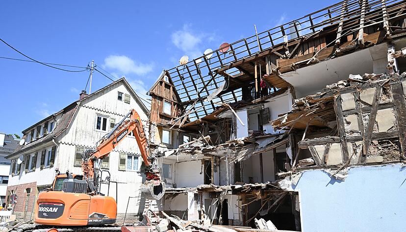 Das Hochwasser vor einem Jahr hat in der Gemeinde Rudersberg bei Stuttgart einen Schaden von mindestens 150 Millionen Euro verursacht.