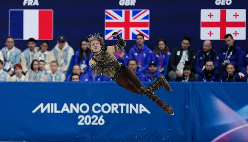 US-Superstar Ilia Malinin erlebte im Teamwettbewerb einen seltenen D&auml;mpfer.