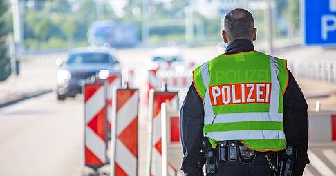 Wer keinen l&auml;ngerfristigen Aufenthalt in der Schweiz plant, sondern das Land nur zur Durchreise nutzt, k&ouml;nnte k&uuml;nftig daf&uuml;r eine Geb&uuml;hr zahlen m&uuml;ssen. (Symbolbild)