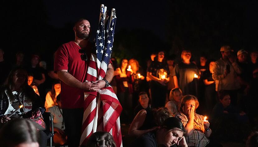 F&uuml;r Teile seiner Anh&auml;ngerschaft wurde Kirk mit dem Attentat zum M&auml;rtyrer.