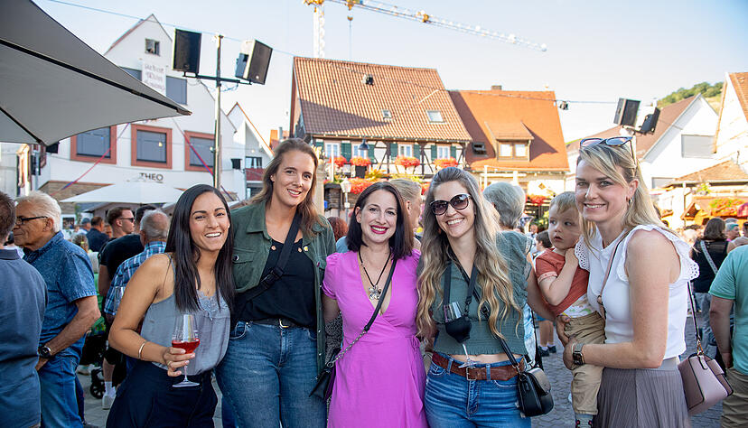Besucher des Erlenbacher Weinfestes können sich auch 2025 auf vier Tage Programm freuen.