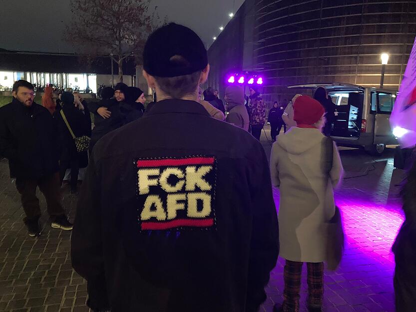 Die Kundgebung am Bollwerksturm stellt sich deutlich gegen jede Form von Hass und Verharmlosung.