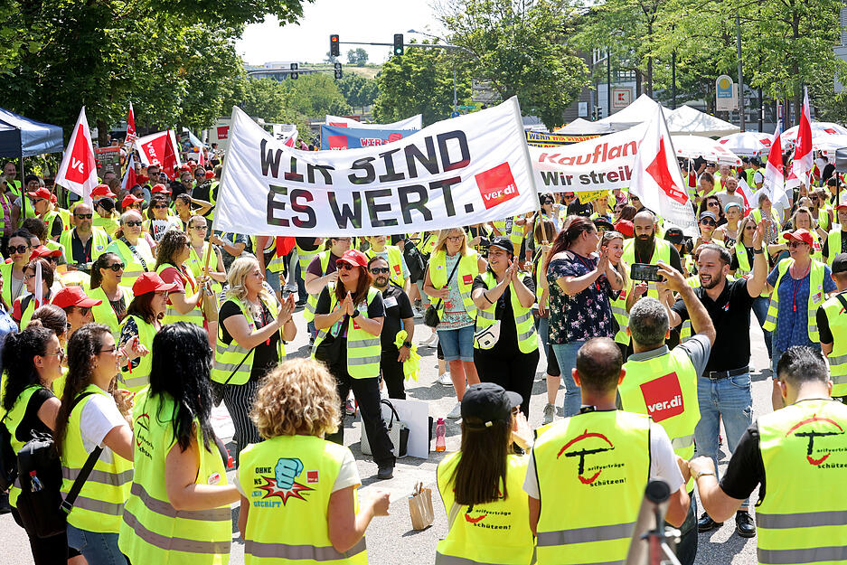 Streik Verdi Kaufland Zentrale Neckarsulm