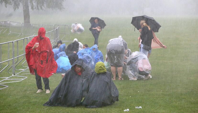 Knapp 4000 Fans kamen 2018 in den Wertwiesen-Park zum Konzert von Sarah Connor.