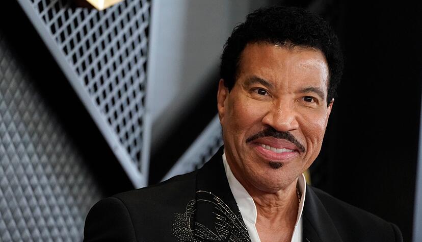 &laquo;Madonna sah aus wie Madonna. Prince wie Prince. Und Michael Jackson wie Michael Jackson. Sie waren keine Darsteller, sie waren das, was sie waren&raquo;, sagt Lionel Richie &uuml;ber die 80er Jahre.