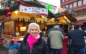 Von wegen Winterpause: Für Silvia Söllner ist das Weihnachtsgeschäft genau so stressig wie der Biergartensommer. Foto: Dietz Von wegen Winterpause: Für Silvia Söllner ist das Weihnachtsgeschäft genau so stressig wie der Biergartensommer. Foto: Dietz