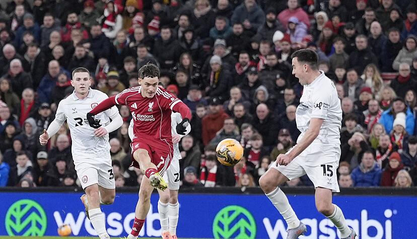 Florian Wirtz schie&szlig;t - und trifft.