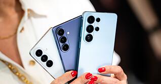 Ein S26-Triptychon: Samsungs neue Spitzenmodelle mit dem S26 (links), S26+ (Mitte) und S26 Ultra (rechts).