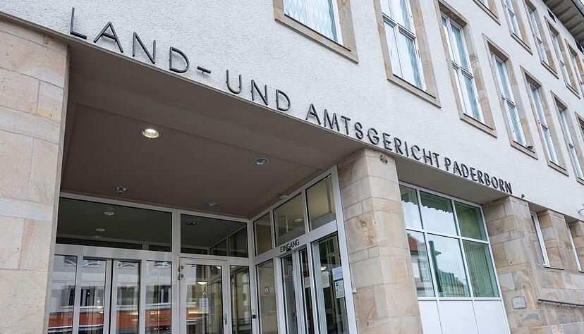 Am Landgericht hat ein Mordprozess in einem Jahrzehnte zurückliegenden Fall begonnen (Archivbild)