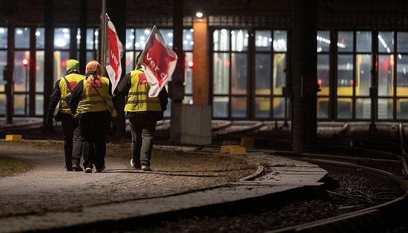 Verdi: Aktuell keine &Ouml;PNV-Warnstreiks geplant. (Archivbild)