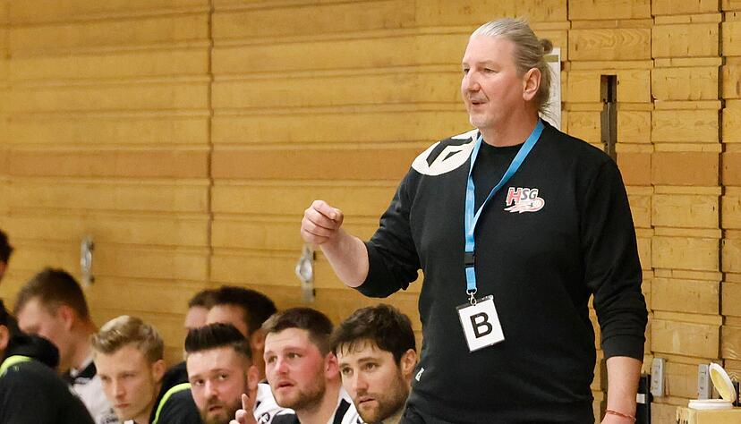 Ralph Specht versucht sich auch vom EM-Turnier immer noch etwas f&uuml;r sich und seine HSG Hohenlohe abzuschauen.