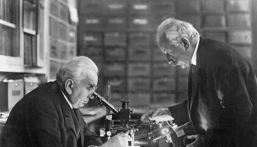 Die Br&uuml;der&nbsp;Auguste (rechts) und Louis Lumi&egrave;re&nbsp;gelten als Erfinder des Kinos. (Archivbild)