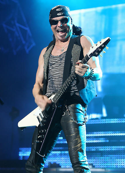 Scorpions live in concert