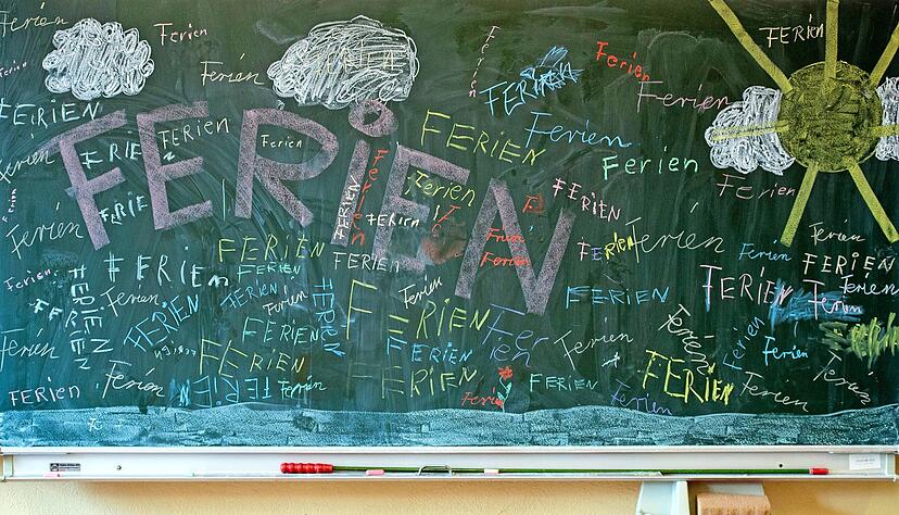 Am Mittwoch ist der letzte Schultag: Unterricht findet bis dahin zwar auch statt, aber alles geht lockerer zu.
Foto: dpa Am Mittwoch ist der letzte Schultag: Unterricht findet bis dahin zwar auch statt, aber alles geht lockerer zu.
Foto: dpa