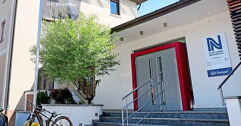 Detaillierte als in den vergangenen Jahren hat man auf der Gesch&auml;ftsstelle der Sport-Union Neckarsulm an der Christian Rieker-Stra&szlig;e diesmal arbeiten m&uuml;ssen, um den Lizenzauflagen der HBF gerecht zu werden.