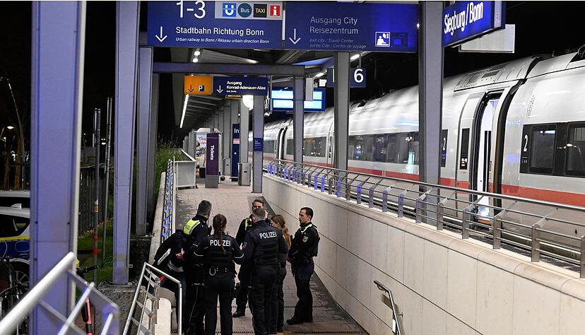 Der 20-Jährige kam in U-Haft. Der 20-Jährige kam in U-Haft.