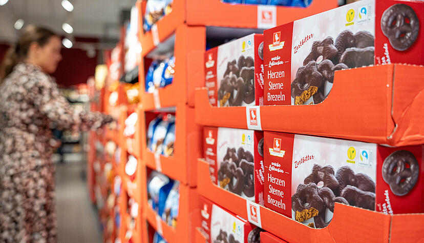 Lebkuchen und Spekulatius stehen bei Kaufland sp&auml;testens ab September im Regal. Die Kunden w&uuml;rden die Weihnachtsware rege nachfragen, erkl&auml;rt das Unternehmen.