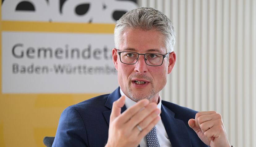 Steffen Jäger, der Präsident und Hauptgeschäftsführer des Gemeindetags Baden-Württemberg, will mehr Steuergeld für Kommunen. (Archivbild) Steffen Jäger, der Präsident und Hauptgeschäftsführer des Gemeindetags Baden-Württemberg, will mehr Steuergeld für Kommunen. (Archivbild)