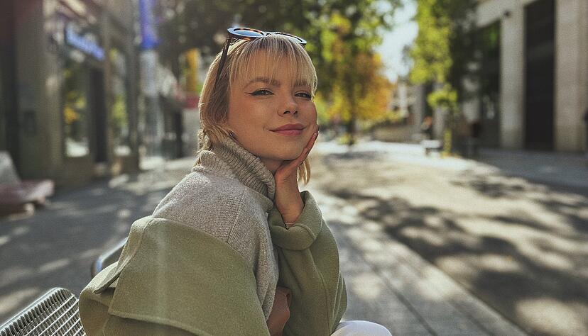 Yulia Slavinskaya verdient ihr Geld als Influencerin. Ihre Inhalte bestehen vorwiegend aus Gastro- und Reise-Tipps. Yulia Slavinskaya verdient ihr Geld als Influencerin. Ihre Inhalte bestehen vorwiegend aus Gastro- und Reise-Tipps.