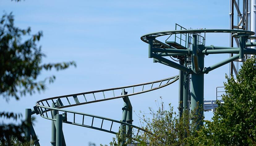 Im rheinland-pf&auml;lzischen&nbsp;Klotten starb eine Frau bei einem&nbsp;Achterbahn-Unfall.