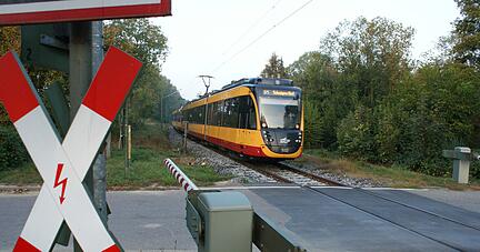 Eingleisiger Engpass: die Stadtbahnstrecke der S4 zwischen Leingarten und Schwaigern. Die Detailplanung für das Ausbauprojekt ist angelaufen. 
Foto: Friese,