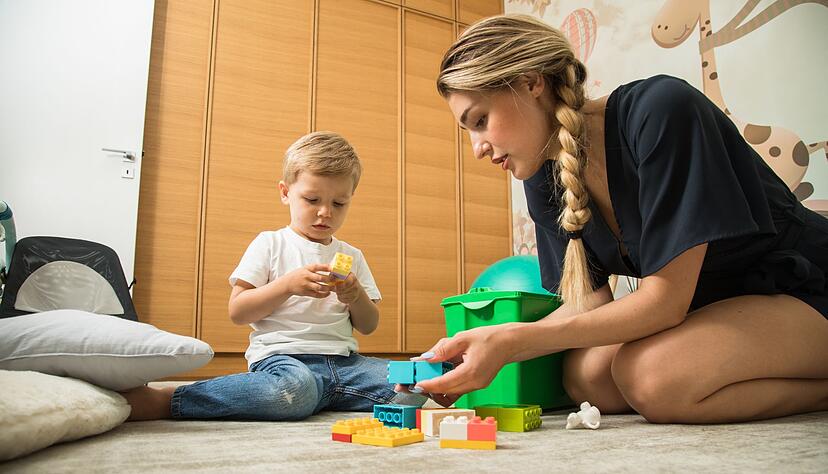 Bleibt die Kita wegen eines Streiks zu, m&uuml;ssen Eltern die Kinderbetreuung anderweitig organisieren.