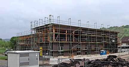 Noch in diesem Jahr soll die Kita am Wertplatz statt von Bauarbeitern von Kindern bevölkert werden. Foto: Götz Greiner Noch in diesem Jahr soll die Kita am Wertplatz statt von Bauarbeitern von Kindern bevölkert werden. Foto: Götz Greiner