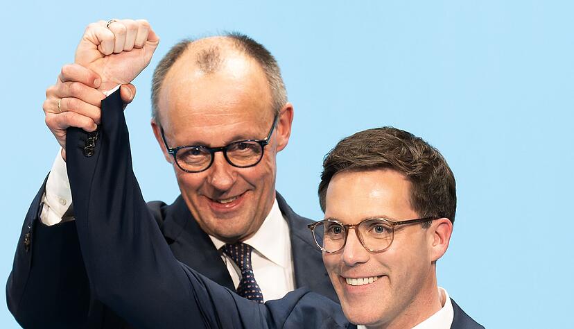 Der Bundeskanzler unterstützt Hagel im Wahlkampf. Der Bundeskanzler unterstützt Hagel im Wahlkampf.
