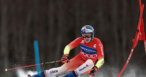 Marco Odermatt bleibt das Maß der Dinge im Gesamtweltcup.